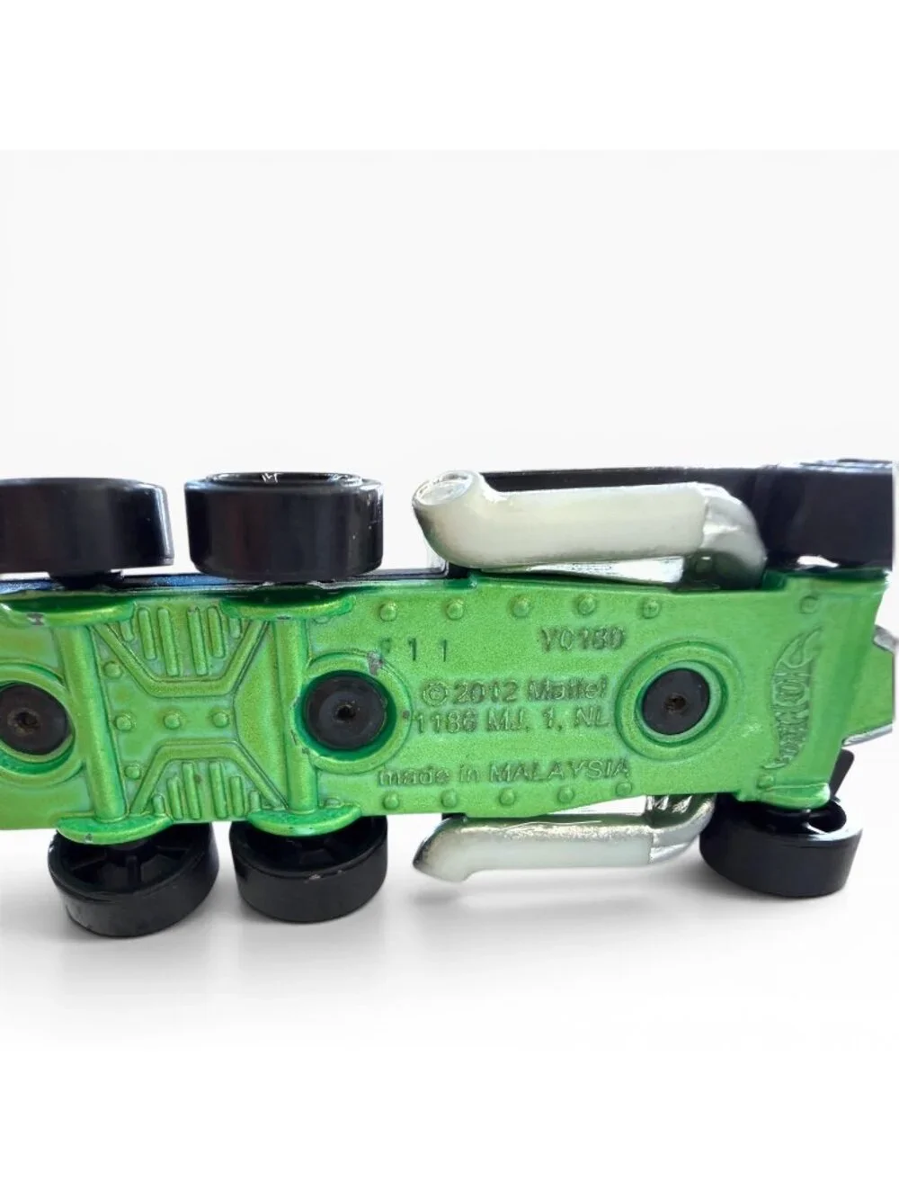 Mattel Bone Blazer Hot Wheels Skull Black Green Flames Diecast Toy Truck